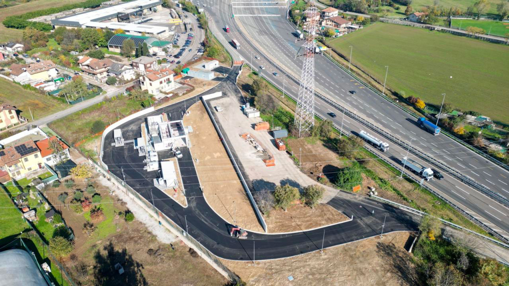 Completata la realizzazione della stazione di rifornimento per veicoli alimentati a idrogeno di Rho